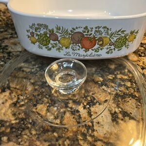 Corningware 2 Liter Spice Of Life Casserole A-2-B Dish With Lid
